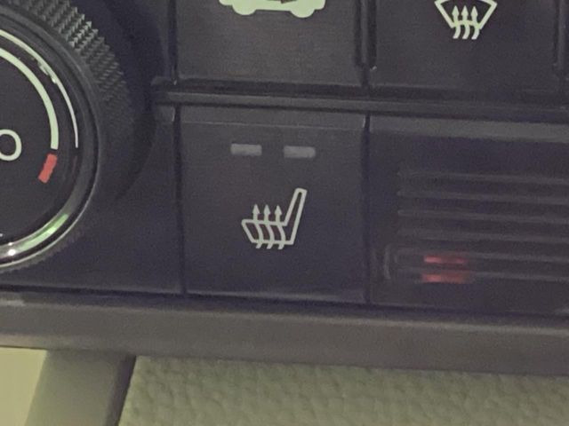 �y�V�[�g�q�[�^�[�z�������ɏd�󂷂�V�[�g�q�[�^�[!�G�A�R����葁�����܂��Ă����̂Ŋ�����̐l�����S�ł��ˁ�G�A�R���̉����͊������邩����A�Ƃ������ɂ����������߂ł��B