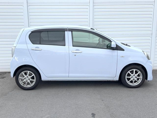 �������x�̃K���X�疌�ŝ����͂������A�㎿�ȃc���E����������B���O����_���J�����؂Ȉ��Ԃ�ی삵�A�F�����E�򉻂�h�~�B�u�e�X�v���b�V���R�[�g�v�A�u�e�v���~�b�T�R�[�g�v���炨�I�т��������܂��B