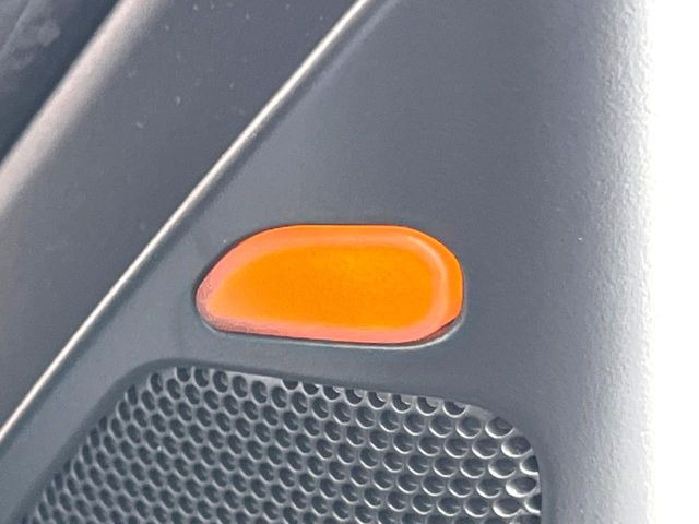 �y������p���m�z���s���A�h�A�~���[�̎��p�ɂȂ�₷���ӏ��Ɍ㑱�Ԃ��ڋ߂���ƃT�C�h�~���[�t�߂Ɍx����\���A�h���C�o�[�ɒ��ӊ��N�����Ă���܂��B