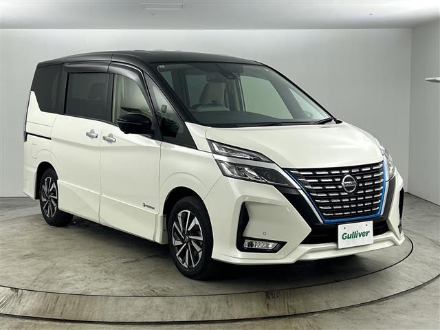 セレナ1.2 e-POWER ハイウェイスターV