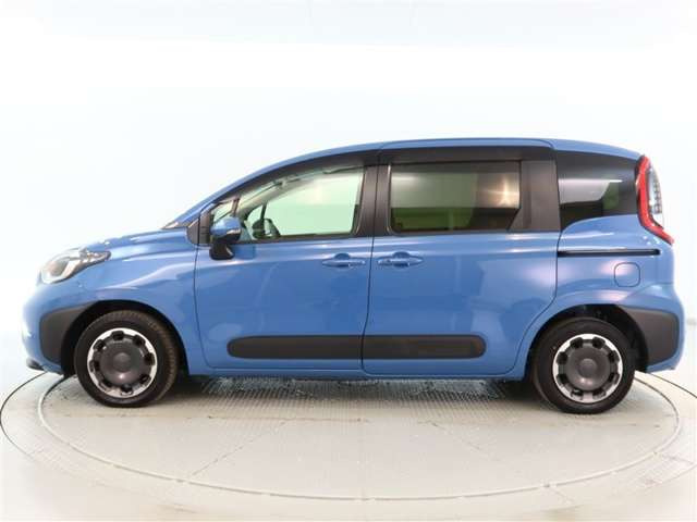 シエンタハイブリッド 1.5 Z ウェルキャブ 車いす仕様車 タイプI 助手席側セカンドシート付