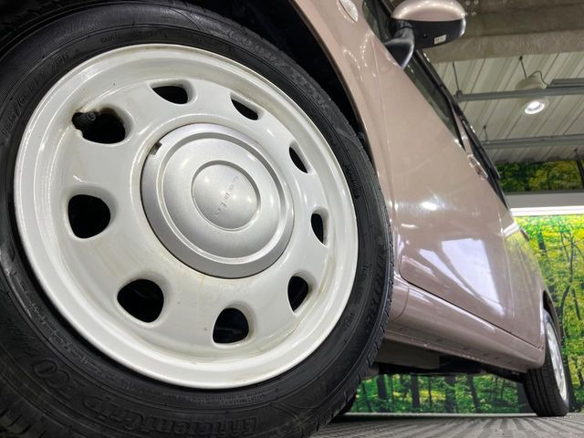 �y����14�C���`�A���~�z�C�[���z�O�ςɃ}�b�`���������A���~�z�C�[���𑕒����Ă���܂��B�e��ЊO�A���~�z�C�[����A�X�^�b�h���X�^�C�����戵�����Ă���܂��B���񂲑��k����������