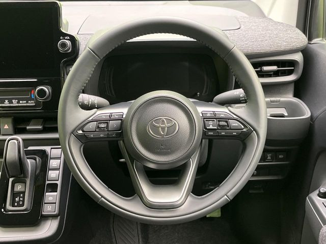 �y�����v�����X�e�A�����O�z�㎿�Ȋv���g�p���邱�ƂŁA��ɂ����������݂ƂĂ��^�]���₷���n���h���ł���