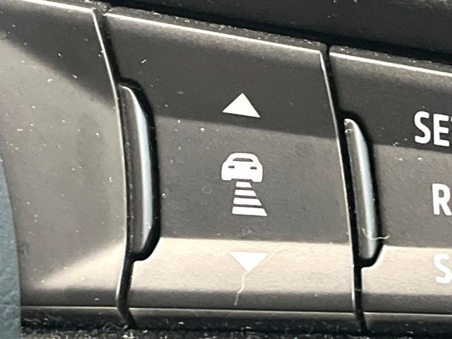 �y�}�c�_�E���[�_�[�N���[�Y�R���g���[���z�������H�ł̒��������s���y��!�����ő��x��ۂN���[�Y�R���g���[�����A�Փˌy���V�X�e���ƘA�g���A�O���̎ԗ������m���ĎԊԂ�ۂ悤�ɑ��x���߂��Ă���܂�!!