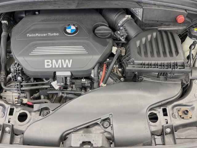 �����X�ł́A�e���[�J�[�̐�p�f�f�e�X�^�[�𓱓��B���Ǝ��i�����e�N�j�J���X�^�b�t���풓���Ă���܂��̂ŁA������̍ۂɂ����S���Ă����p���������܂��B