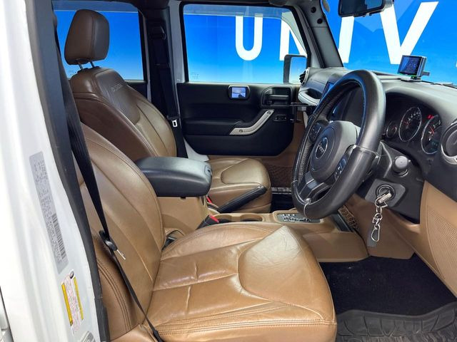 ���V�[�g�̎g�p��:�j��E�ւ�������Ȃ��A�����̒ʂ肫�ꂢ�ȏ�Ԃ��ێ����Ă���܂��B�܂��A�����N���[�j���O�E�R�[�e�B���O�����p�����������܂��B