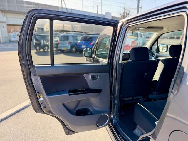 ��R��Őŋ��������A�ێ���̈��������͂̌y�����Ԃ𑽐����p�ӂ��Ă���܂��B������Ƌ���������A������Ƃ������Ă݂����Ȃǂł����\�ł��B���C�y�ɂ�������肭������!