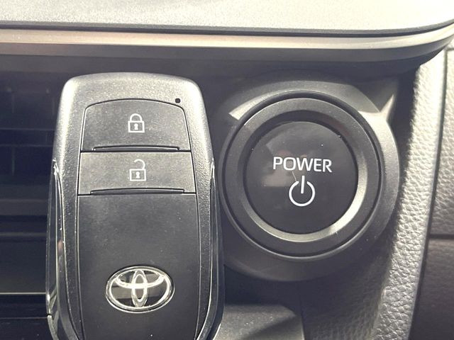 �y�X�}�[�g�L�[�z�J�o����|�P�b�g�ɓ��ꂽ�܂܂ł��h�A�̎{���E�������\�ȃX�}�[�g�L�[�𑕔��B�G���W���̃I���E�I�t�����J�M�����o���K�v����������Ƃ��Ă��֗��ł���