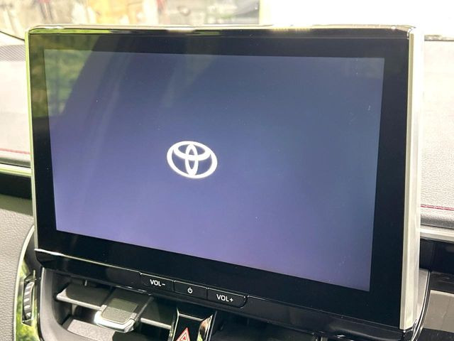 �y10.5�C���` �f�B�X�v���C�I�[�f�B�I�z���ʂ̃f�B�X�v���C��AppleCarPlay��AndroidAuto�����p�\�B�傫�ȉ�ʂŃX�}�z�i�r�A�v���������p���������܂���