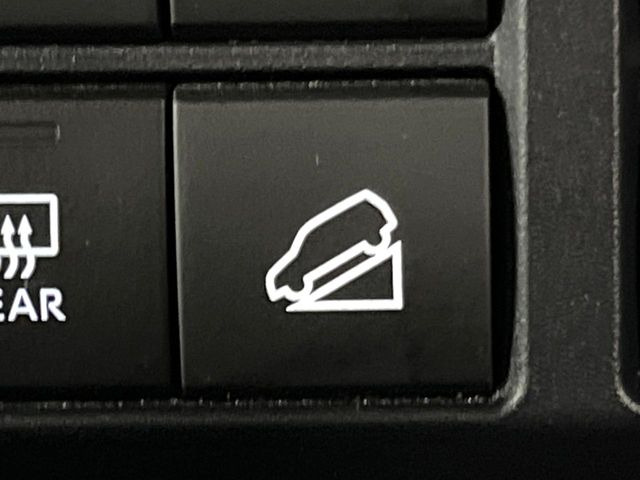 �y�_�E���q���A�V�X�g�z�}�ȍ⓹������Ƃ��Ɏ����Ńu���[�L�𐧌�A���̒ᑬ�x��ۂ��܂��B�ᓹ�∫�H�ȂǊ���₷���H�ʂ̉����ł��^�C�������b�N���Ȃ�������S!�n���h������ɏW���ł��܂�!