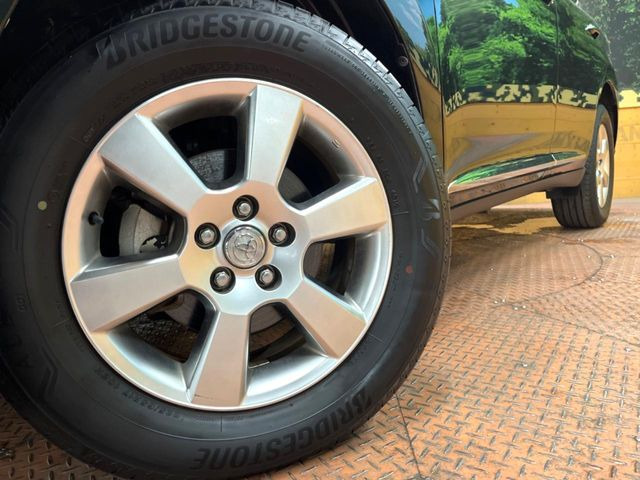 �y�A���~�z�C�[���z�O�ςɃ}�b�`���������A���~�z�C�[���𑕒����Ă���܂��B�e��ЊO�A���~�z�C�[����A�X�^�b�h���X�^�C�����戵�����Ă���܂��B���񂲑��k����������