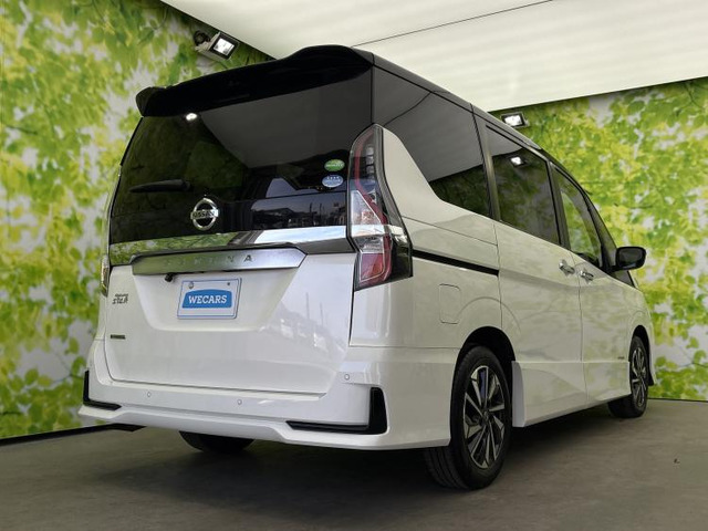 セレナ2.0 ハイウェイスターV