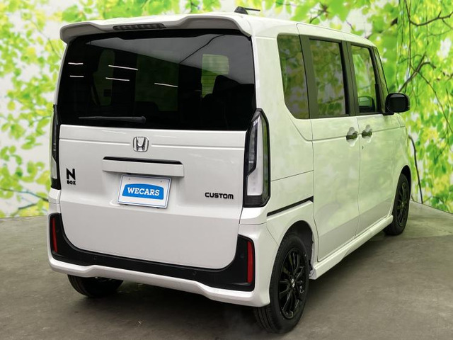 N-BOXカスタムブラック スタイル