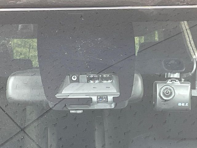 �y�v���N���b�V���Z�[�t�e�B�z�O���̎ԗ��������m���A�Փ˂������Ȏ��͌x��Œ��ӂ𑣂��A�u���[�L�𓥂ޗ͂��T�|�[�g�B�u���[�L�𓥂߂Ȃ������ꍇ�͏Փ˔�Q�y���u���[�L���쓮�A�Փˉ�����T�|�[�g���܂��B