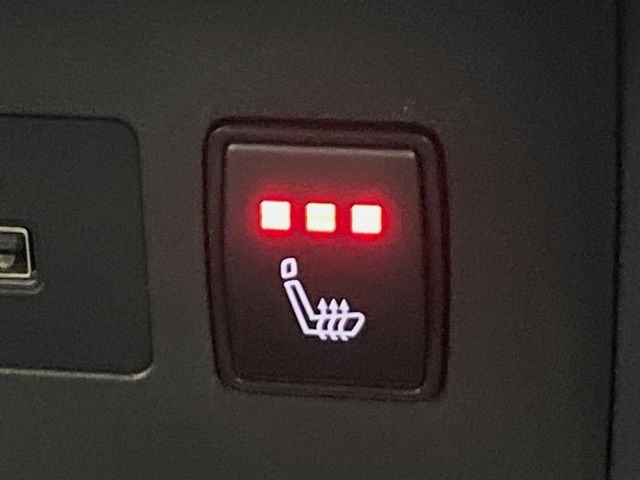 �y�V�[�g�q�[�^�[�z�������ɏd�󂷂�V�[�g�q�[�^�[!�G�A�R����葁�����܂��Ă����̂Ŋ�����̐l�����S�ł��ˁ�G�A�R���̉����͊������邩����A�Ƃ������ɂ����������߂ł��B