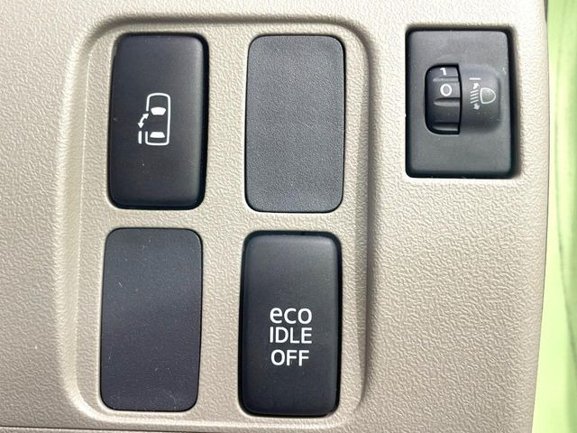 �y�p���[�X���C�h�h�A�z�X�}�[�g�L�[��^�]�Ȃ̃X�C�b�`�ŃX���C�h�h�A�̊J���\���d��������͂����ăh�A���J����K�v�������A���������q�l�ł��A�d���ו��������Ă��鎞�����N�ɊJ���߂ł��܂���