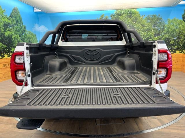 �ύڗ�500kg�̍L�X�Ƃ����f�b�L�́A�V�т���d���܂ő��p�r�Ɏg���܂��B�x�b�h���C�i�[��g�m�J�o�[�̎��t���������k��������