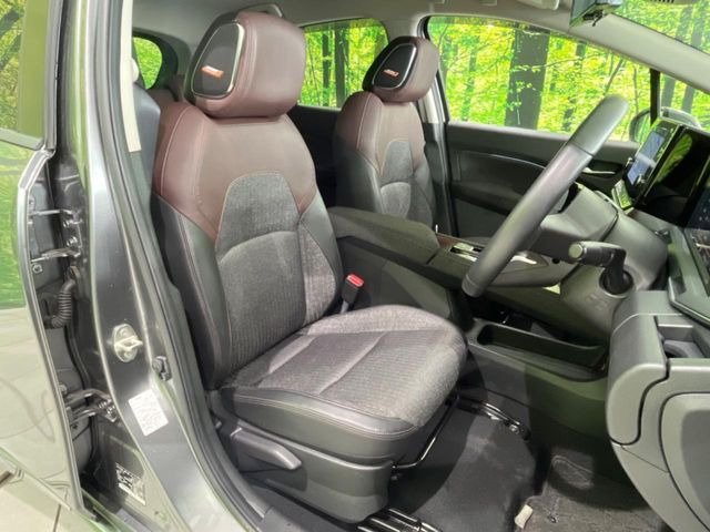 �y�n�[�t���U�[�V�[�g�z�������ƍ���S�n�𗼗������l�C�̃V�[�g���w�ʁE���ʂ̃t�@�u���b�N�f�ނ́A�ʋC���̗ǂ��⊊��ɂ����ɗD��Ă��܂��B�C���╞���ɍ��E���ꂸ���K�ɂ���肢�������܂��B