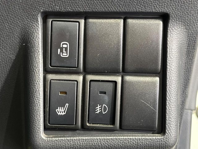 �y�p���[�X���C�h�h�A�z�X�}�[�g�L�[��^�]�Ȃ̃X�C�b�`�ŃX���C�h�h�A�̊J���\���d��������͂����ăh�A���J����K�v�������A���������q�l�ł��A�d���ו��������Ă��鎞�����N�ɊJ���߂ł��܂���