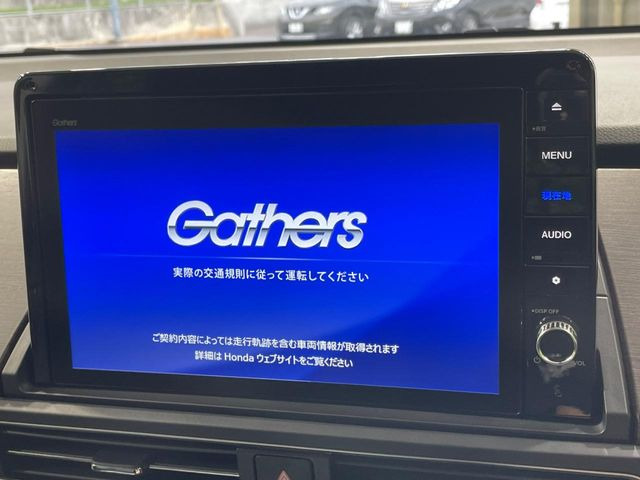 �y�����i�r�z�l�C�̏����i�r�𑕔����Ă���܂��B�i�r�̎g���₷���͂������A�I�[�f�B�I�@�\���[��!�L�����v�◷�s�͂������A�ʋ΂┃�����ȂǕ��i�̃h���C�u���y�����Ȃ�͂���