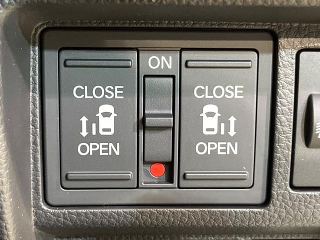 �y�����p���[�X���C�h�h�A�z�X�}�[�g�L�[��^�]�Ȃ̃X�C�b�`�Ō�ȗ����X���C�h�h�A�̊J���\���d��������͂����ăh�A���J����K�v�������A�����Ȃ��q�l�ł��ȒP�ɊJ���߂ł����K�ł���