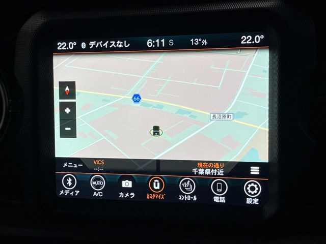 ●純正ナビ:一体感のあるナビは、高級感ある車内を演出してくれます。オーディオ機能も充実しておりますので、運転もより楽しめます♪