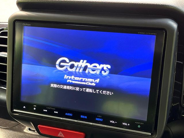 �y�����i�r�z�l�C�̏����i�r�𑕔����Ă���܂��B�i�r�̎g���₷���͂������A�I�[�f�B�I�@�\���[��!�L�����v�◷�s�͂������A�ʋ΂┃�����ȂǕ��i�̃h���C�u���y�����Ȃ�͂���