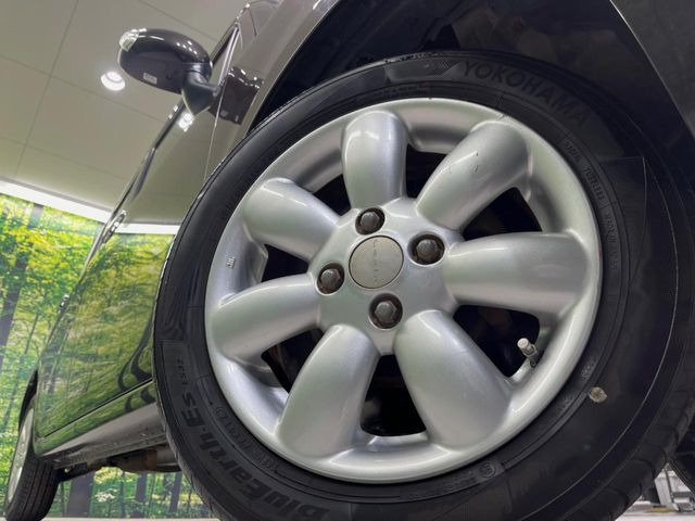 �y����14�C���`�A���~�z�C�[���z�O�ςɃ}�b�`���������A���~�z�C�[���𑕒����Ă���܂��B�e��ЊO�A���~�z�C�[����A�X�^�b�h���X�^�C�����戵�����Ă���܂��B���񂲑��k����������