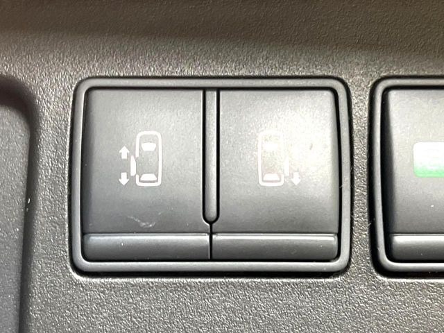 �y�����p���[�X���C�h�h�A�z�X�}�[�g�L�[��^�]�Ȃ̃X�C�b�`�Ō�ȗ����X���C�h�h�A�̊J���\���d��������͂����ăh�A���J����K�v�������A�����Ȃ��q�l�ł��ȒP�ɊJ���߂ł���