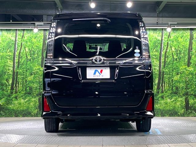 安心の最長10年・走行無制限保証(有償)をご用意。保証内容も充実はもちろん、無料点検&オイル交換や、年中無休の全国・24時間ロードサービスも付帯されておりますのでご安心下さい。