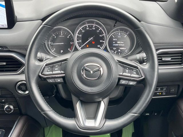 �y�����v�����X�e�A�����O�z�㎿�Ȋv���g�p���邱�ƂŁA��ɂ����������݂ƂĂ��^�]���₷���n���h���ł���