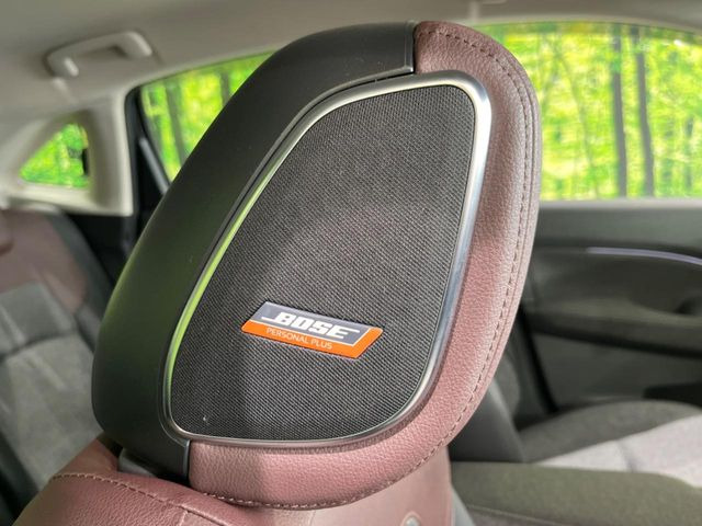 �yBOSE�T�E���h�V�X�e���t�������i�r�z�[���̃i�r�@�\�͂������A���x�ȃ`���[�j���O�\�͂����ڂ���Ă���A�������ȉ��y�����y���݂��������܂���