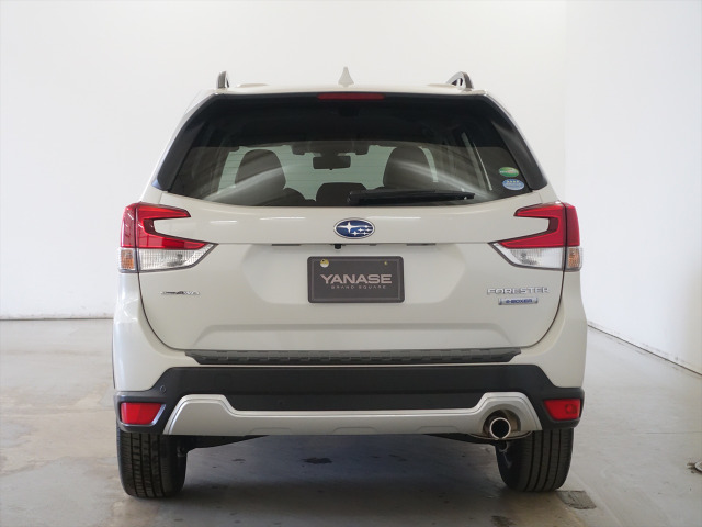 フォレスター2.0 アドバンス 4WD