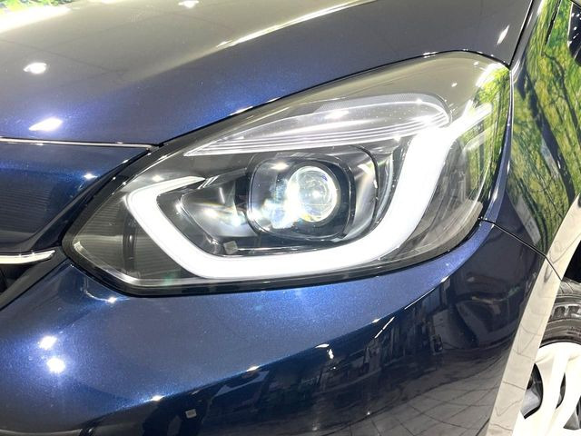 �yLED�w�b�h���C�g�z���V����ԑ��s�����ǍD�Ȏ��E���m�ۂ����S���ĉ^�]�ł��鍂�P�xLED�w�b�h���C�g�𑕔�!�_�����x�������A����d�͂��}�����Ă��܂��B