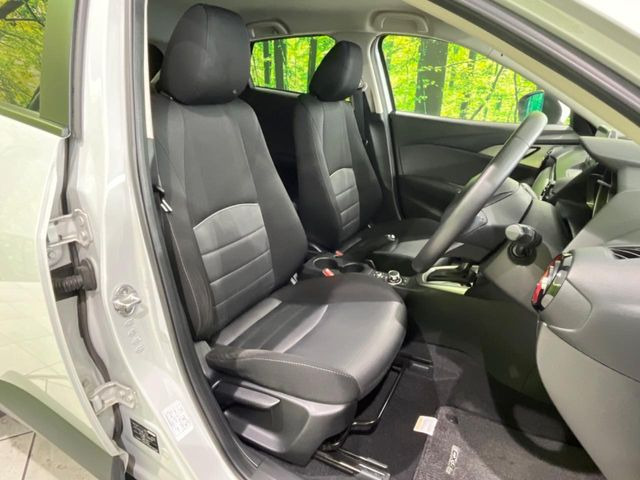 �y�n�[�t���U�[�V�[�g�z�������ƍ���S�n�𗼗������l�C�̃V�[�g���w�ʁE���ʂ̃t�@�u���b�N�f�ނ́A�ʋC���̗ǂ��⊊��ɂ����ɗD��Ă��܂��B�C���╞���ɍ��E���ꂸ���K�ɂ���肢�������܂��B