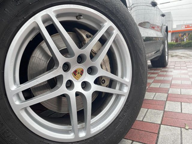 ������18�C���`�A���~�z�C�[��:�A���ԂȂ�ł͂̑�z����������x����z�C�[���Ƒ����ł�!���{�Ԃ̑���Ɋ���Ă�����ɂ����Б̊����Ē��������قǁA�������x���ł܂Ƃ܂��Ă��܂�!