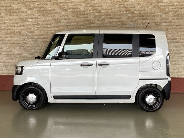 N-BOXジョイ モノトーン