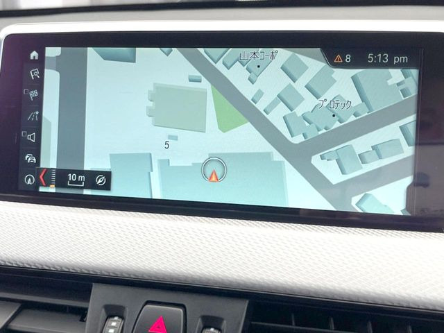 �������i�r:��̊��̂���i�r�́A����������ԓ������o���Ă���܂��B�I�[�f�B�I�@�\���[�����Ă���܂��̂ŁA�^�]�����y���߂܂���