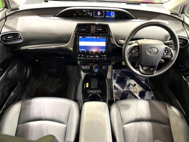 プリウス1.8 A ツーリングセレクション