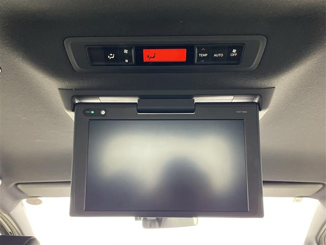 エスクァイアハイブリッド1.8 Gi ブラックテーラード