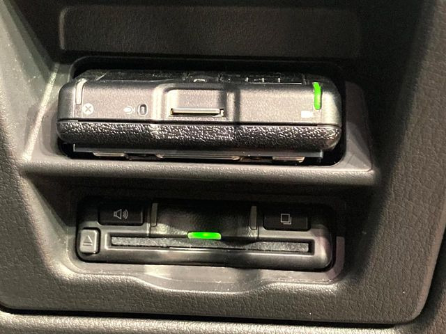 �y�h���C�u���R�[�_�[�z���S�E���S�ȃJ�[���C�t�ɕK�{�̃h���C�u���R�[�_�[�𑕔�!���s���͂������A������^�]�⎖�̂ɑ��������ۂ̏󋵂��f���ŋL�^���A����̃��X�N�ɔ����܂��B