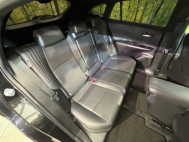 �y�n�[�t���U�[�V�[�g�z�������ƍ���S�n�𗼗������l�C�̃V�[�g���w�ʁE���ʂ̃t�@�u���b�N�f�ނ́A�ʋC���̗ǂ��⊊��ɂ����ɗD��Ă��܂��B�C���╞���ɍ��E���ꂸ���K�ɂ���肢�������܂��B