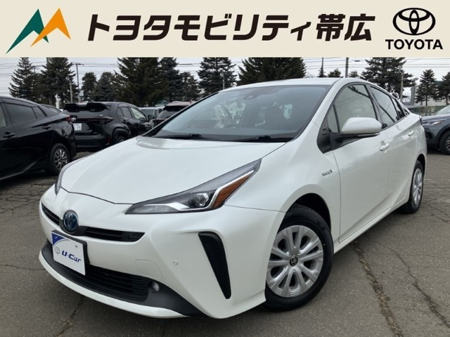 プリウス1.8 S E-Four 4WD