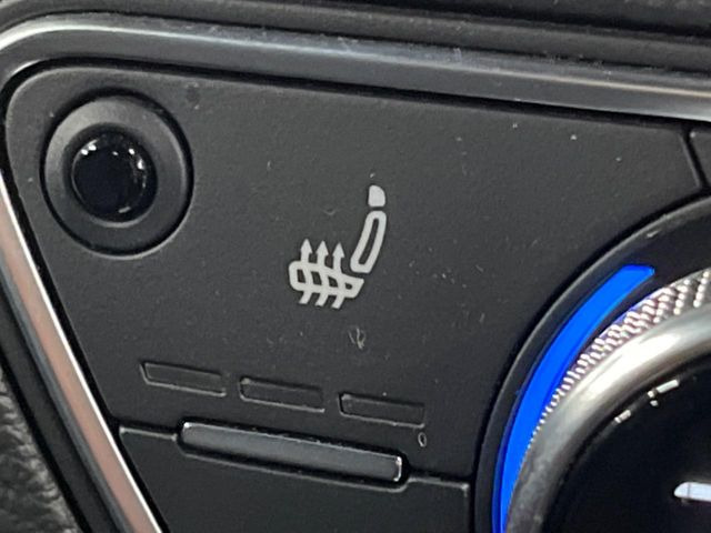 ���t�����g�V�[�g�q�[�e�B���O:�^�]�ȁE����ȋ��ɎO�i�K�Œ��߂��\�ȃV�[�g�q�[�^�[�𑕔����Ă���܂��B�G�߂��킸���K�ɂ��g�p���������܂��B