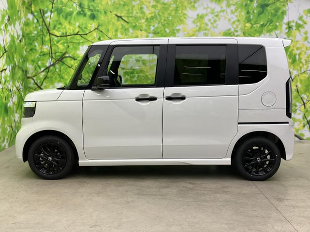 N-BOXカスタムブラック スタイル