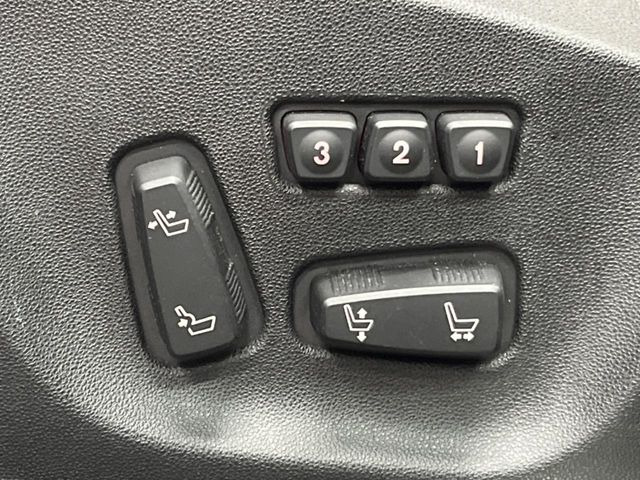 ���p���[�V�[�g:�V�[�g�ʒu��&ldquo;�O��Ɣw�������&ldquo;�p�x�̔��������\�ƂȂ�܂��B�蓮�ݒ�̃V�[�g�����A���ׂ₩�Ȑݒ肪�ł���̂��|�C���g�ł��B