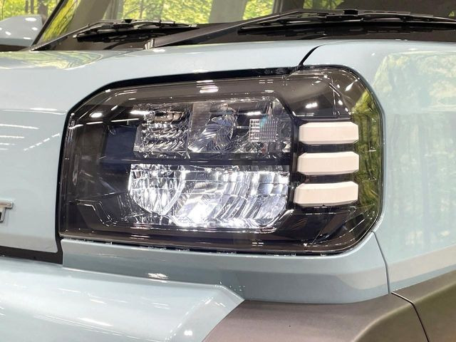 �yLED�w�b�h���C�g�z���V����ԑ��s�����ǍD�Ȏ��E���m�ۂ����S���ĉ^�]�ł��鍂�P�xLED�w�b�h���C�g�𑕔�!�_�����x�������A����d�͂��}�����Ă��܂��B