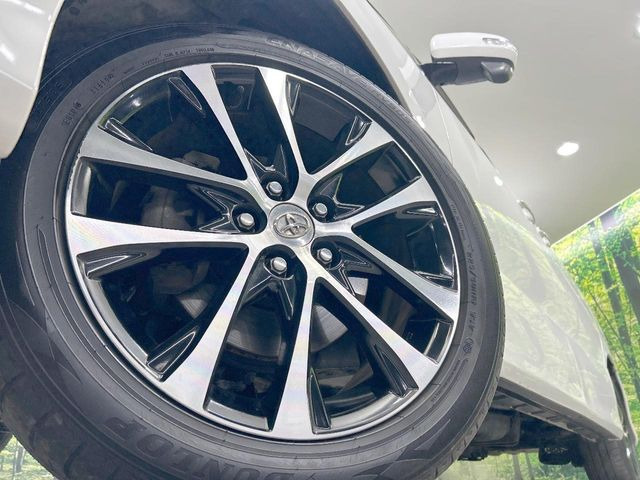 �y����18�C���`�A���~�z�C�[���z�O�ςɃ}�b�`���������A���~�z�C�[���𑕒����Ă���܂��B�e��ЊO�A���~�z�C�[����A�X�^�b�h���X�^�C�����戵�����Ă���܂��B���񂲑��k����������