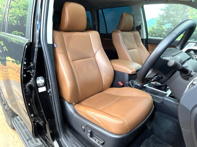 �y�u���E�����U�[�V�[�g�z�f�U�C�����������A�������̂��钃�v�V�[�g�B��ɑ̂ɐG��镔��������A����S�n�̗ǂ��ɂ͂�����肽���ł��ˁ􉘂�̕t����򉻂�}����������R�[�e�B���O�{�H�����X�X���ł����