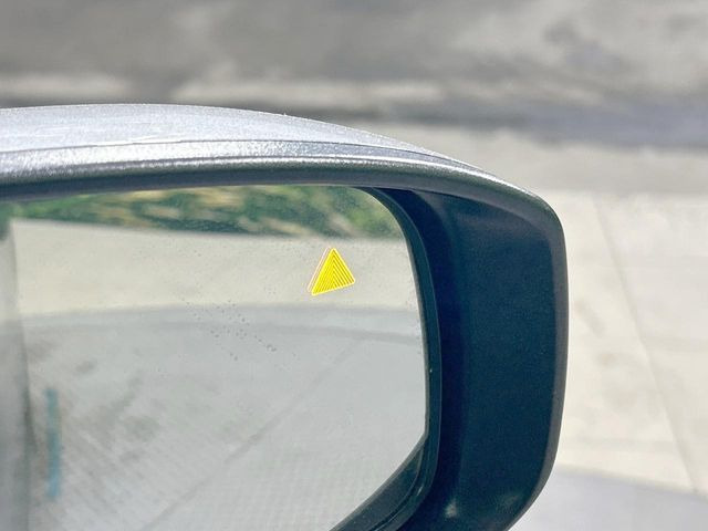 �y������p���m�z���s���A�h�A�~���[�̎��p�ɂȂ�₷���ӏ��Ɍ㑱�Ԃ��ڋ߂���ƃT�C�h�~���[�t�߂Ɍx����\���A�h���C�o�[�ɒ��ӊ��N�����Ă���܂��B